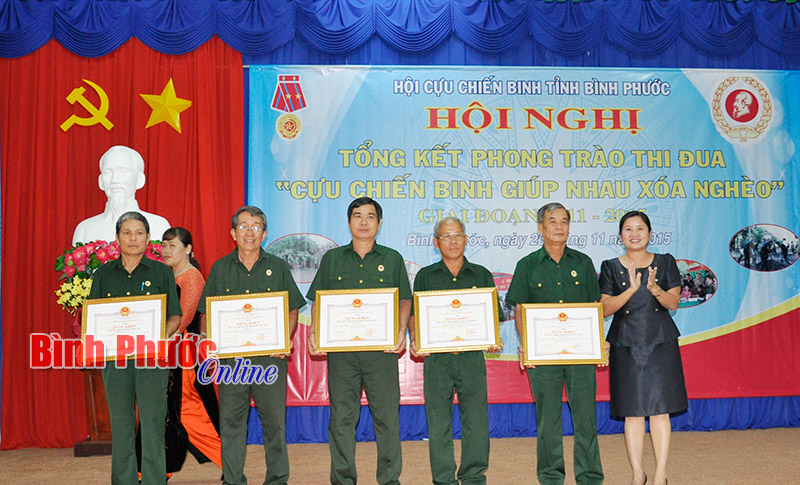 37 tập thể, c&aacute; nh&acirc;n cựu chiến binh được tặng bằng khen