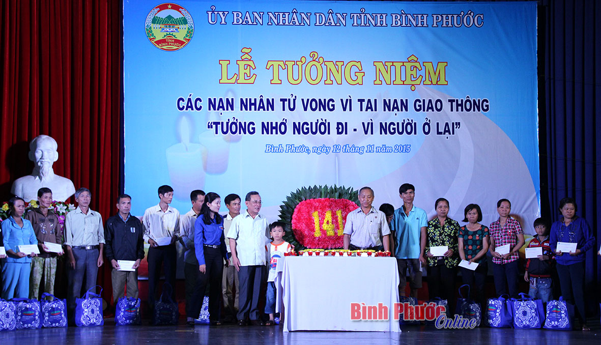 Bình Phước tưởng niệm 141 nạn nhân tử vong vì tai nạn giao thông