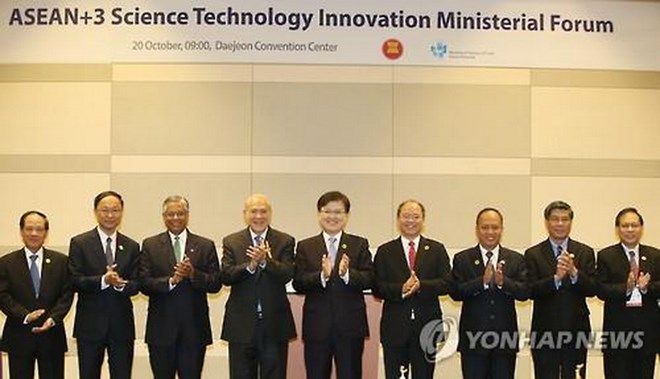 ASEAN+3 xem xét thiết lập mạng lưới hợp tác khoa học công nghệ