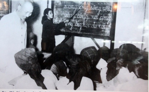 Khuyến học, khuyến t&agrave;i, x&acirc;y dựng cả nước th&agrave;nh một x&atilde; hội học tập