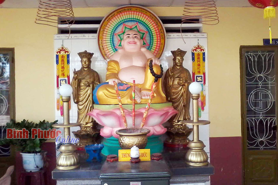 H&igrave;nh tượng đức phật di lặc trong t&iacute;n ngưỡng của người B&igrave;nh Phước