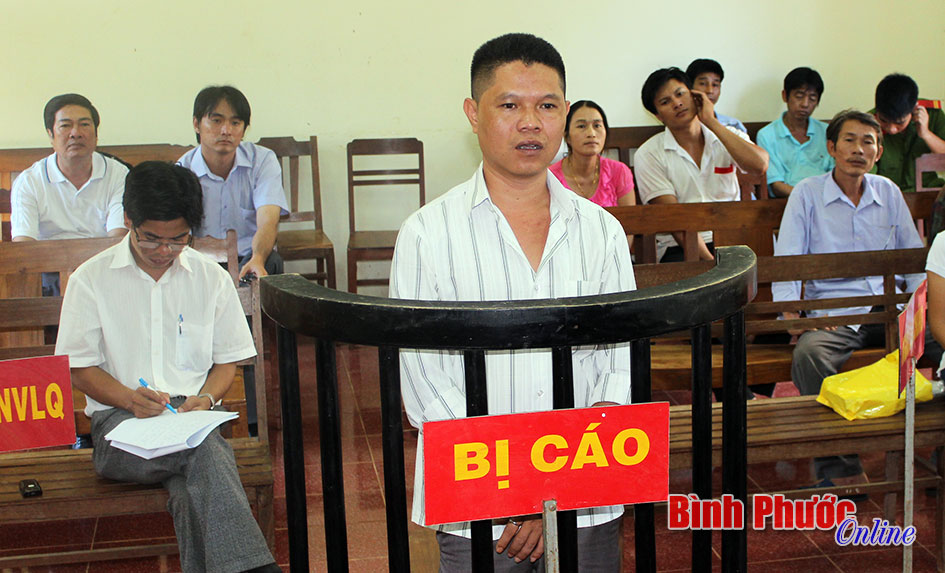 Vụ &aacute;n &ldquo;cưỡng đoạt t&agrave;i sản&rdquo; ở Phước Long: Hầu t&ograve;a lần thứ 7 vẫn chưa thể tuy&ecirc;n &aacute;n?