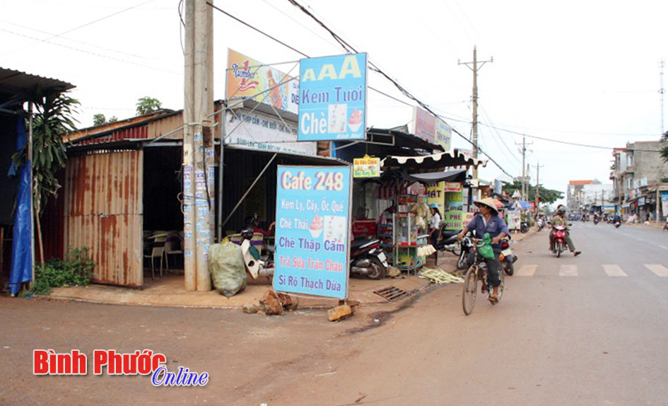 Trung tâm Văn hóa - Thể thao “treo” 16 năm