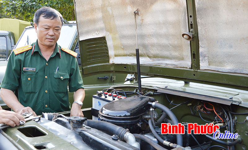 Bộ Quốc ph&ograve;ng kiểm tra c&ocirc;ng t&aacute;c bảo dưỡng, sửa chữa &ocirc;t&ocirc;