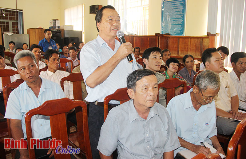 Đại biểu Quốc hội tiếp x&uacute;c cử tri huyện B&ugrave; Đăng v&agrave; thị x&atilde; Đồng Xo&agrave;i