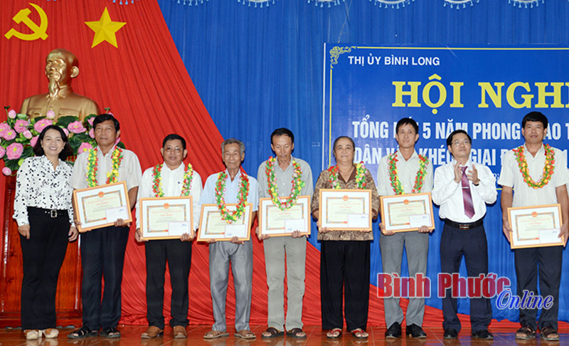 D&acirc;n vận kh&eacute;o để gi&uacute;p d&acirc;n