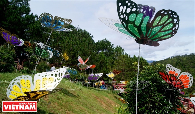 Vẻ đẹp lãng mạn của Thung lũng Tình yêu