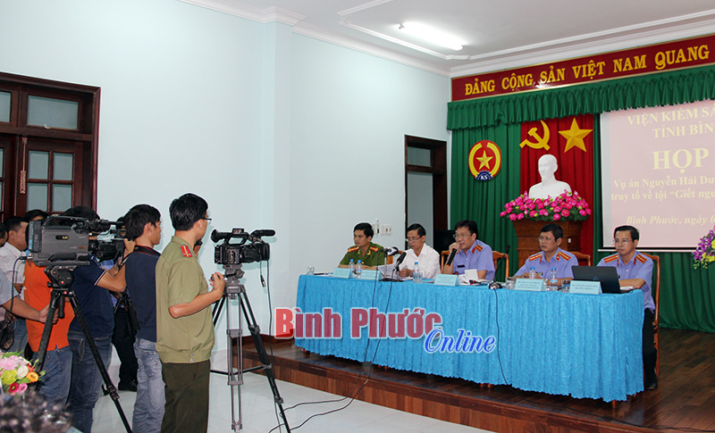 Vụ thảm s&aacute;t ở Minh Hưng: Viện kiểm s&aacute;t đề nghị tử h&igrave;nh cả 3 bị can