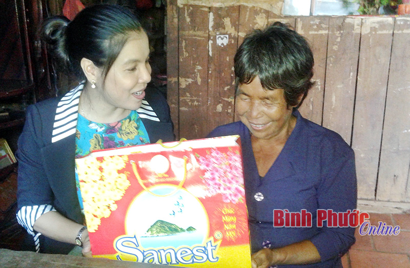 Hướng về cơ sở, chuẩn bị tốt c&ocirc;ng t&aacute;c đại hội phụ nữ c&aacute;c cấp