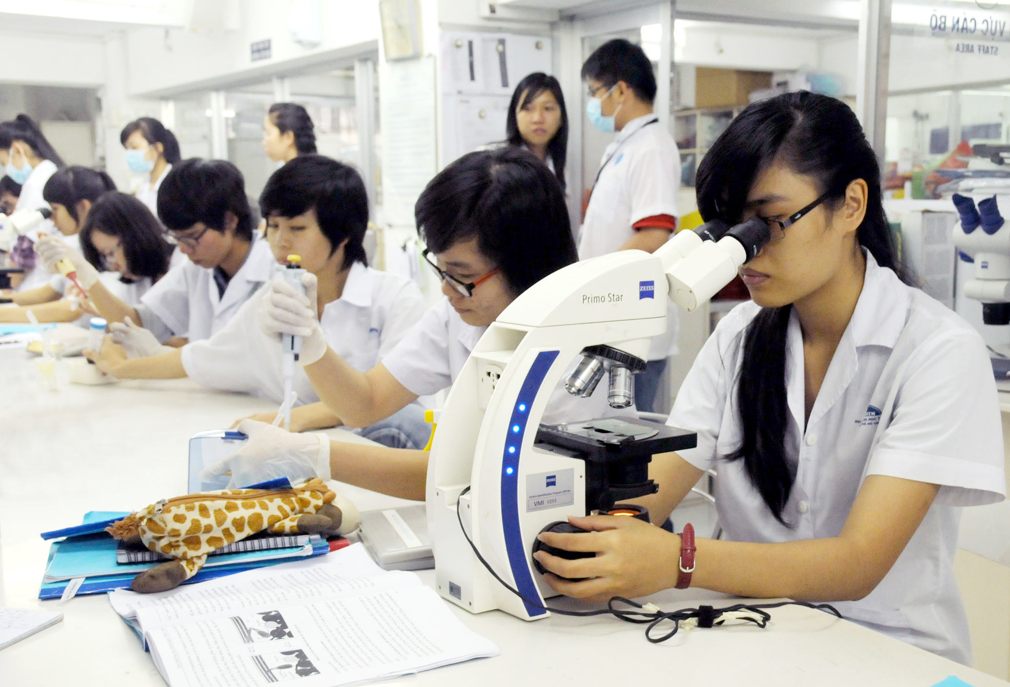Bộ GD-ĐT: Chính sách học phí mới không tác động lớn đến người học so với trước đây