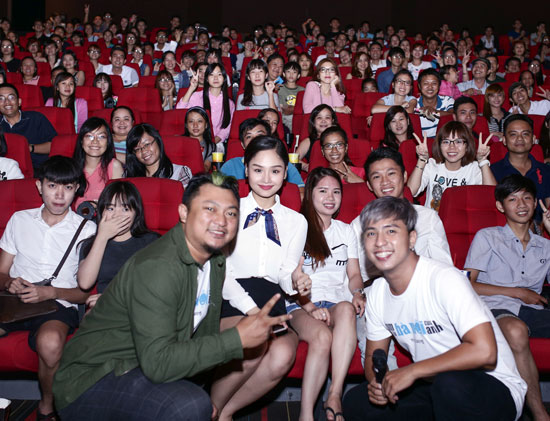 Em l&agrave; b&agrave; nội của anh vừa c&ocirc;ng chiếu đ&atilde; đạt doanh thu 16,5 tỉ đồng 