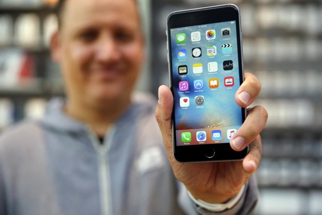 Apple mở phòng thí nghiệm bí mật để phát triển màn hình mới