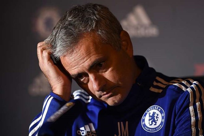 Nếu Chelsea sa thải Mourinho, ai sẽ thay Người đặc biệt?