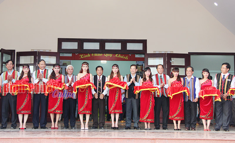 Kh&aacute;nh th&agrave;nh giai đoạn 1 Khu bảo tồn văn h&oacute;a d&acirc;n tộc S&rsquo;ti&ecirc;ng v&agrave; khai mạc Li&ecirc;n hoan văn h&oacute;a, thể thao c&aacute;c d&acirc;n tộc thiểu số tỉnh lần thứ IV