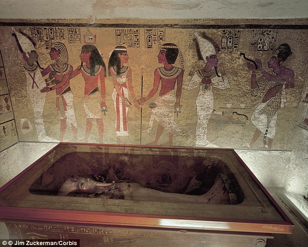 Khám phá chấn động về lăng mộ của Hoàng đế Ai Cập Tutankhamun