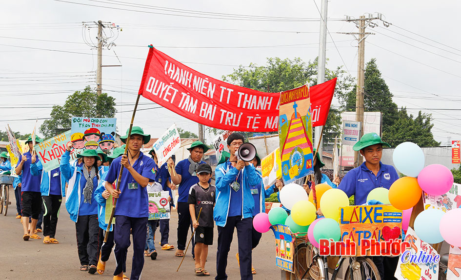 Gi&uacute;p thanh ni&ecirc;n &ldquo;đề kh&aacute;ng&rdquo; tốt để chống &acirc;m mưu &ldquo;diễn biến h&ograve;a b&igrave;nh&rdquo;