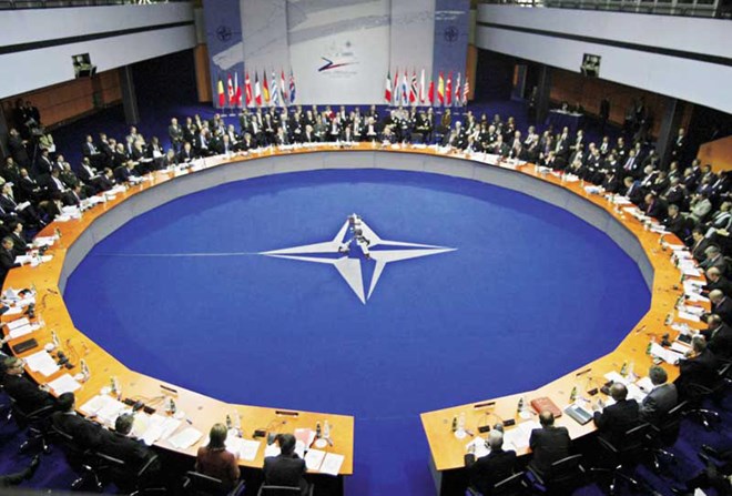 NATO sẽ tăng cường bảo vệ không phận của Thổ Nhĩ Kỳ
