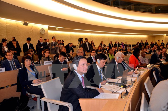 Việt Nam tham gia, thực hiện cam kết quốc tế về quyền con người