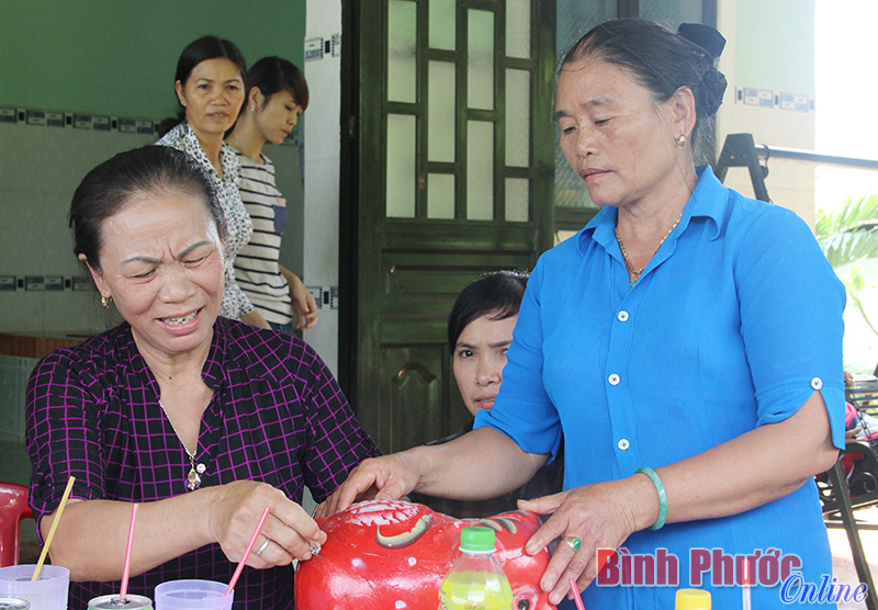 Những người &ldquo;giữ lửa&rdquo; cho phong tr&agrave;o phụ nữ ở cơ sở