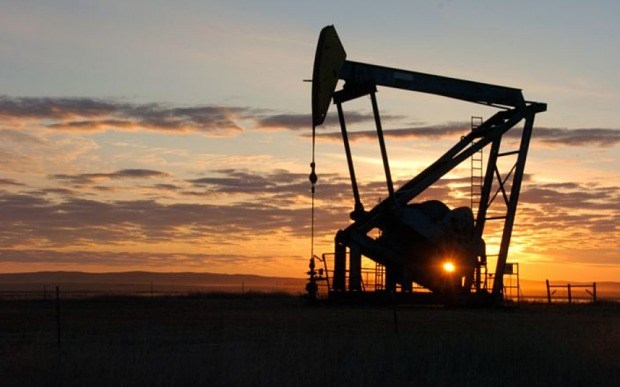 Những tác động trái chiều với thế giới khi giá dầu xuống thấp