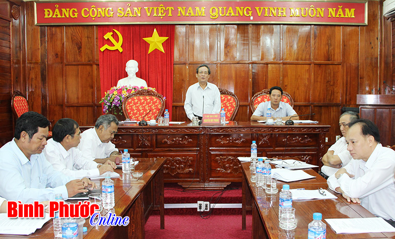 Sớm kiện to&agrave;n tổ chức hoạt động gi&agrave; l&agrave;ng v&agrave; người c&oacute; uy t&iacute;n