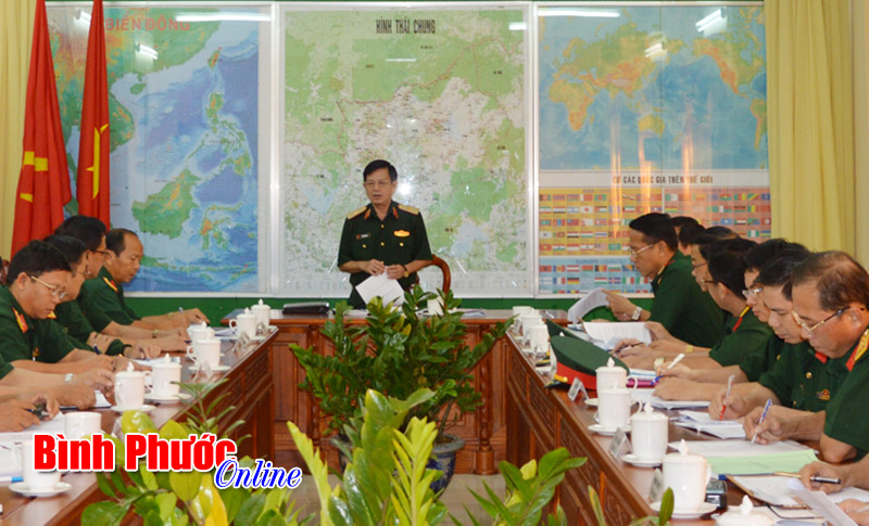 Qu&acirc;n khu 7 kiểm tra c&ocirc;ng t&aacute;c qu&acirc;n sự quốc ph&ograve;ng tại B&igrave;nh Phước