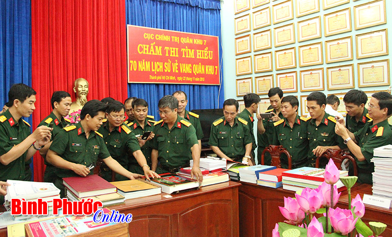 Qu&acirc;n khu 7 định hướng tuy&ecirc;n truyền kỷ niệm 70 năm ng&agrave;y truyền thống