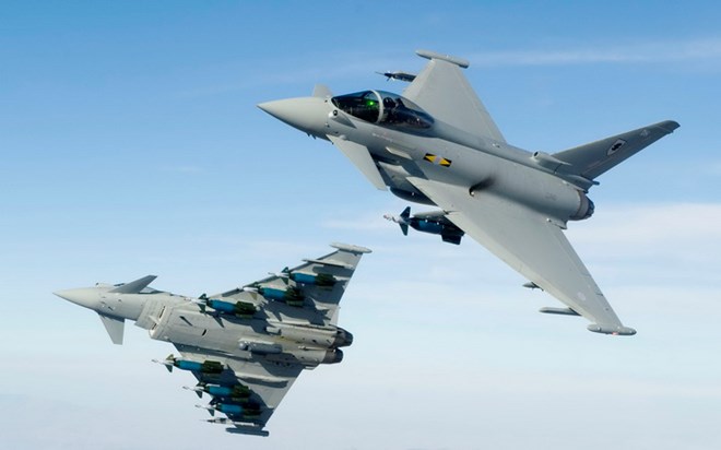 Anh tăng cường gấp đôi máy bay chiến đấu tham gia không kích IS