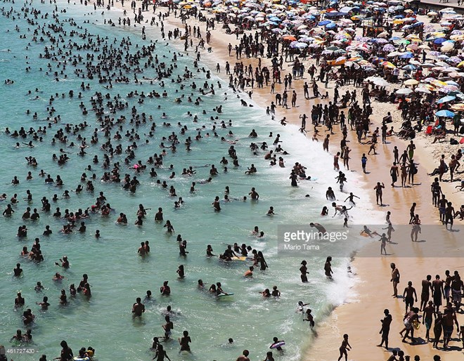 Thời tiết nắng nóng kỷ lục trong ngày hạ chí 26-12 ở Brazil