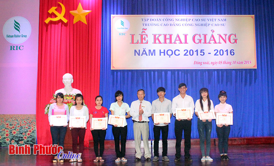 Trường Cao đẳng Công nghiệp cao su khai giảng năm học 2015-2016
