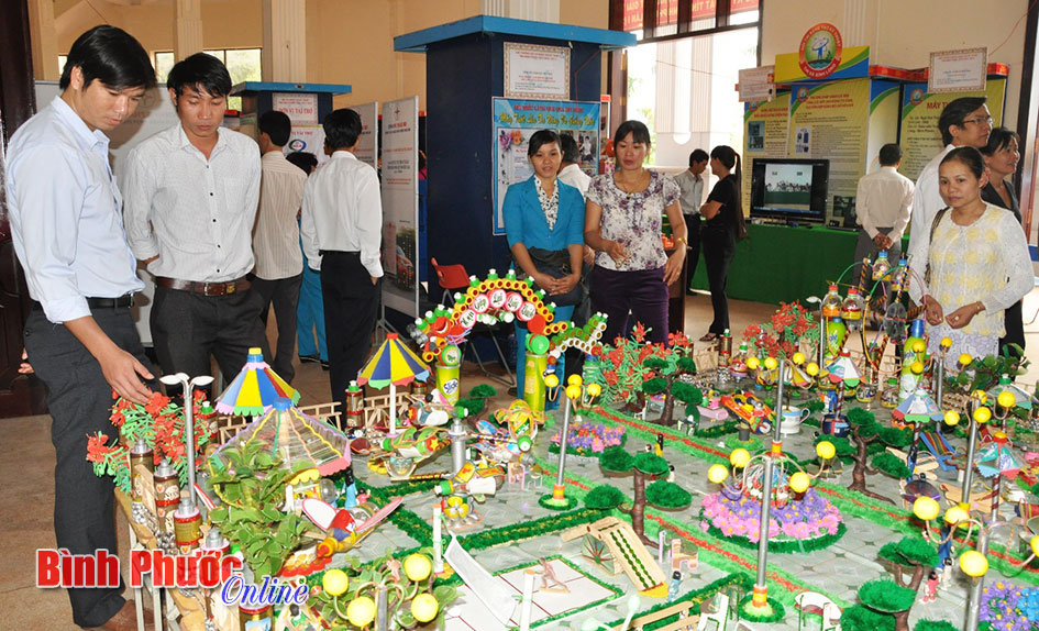 2 tập thể, 23 cá nhân đạt giải cuộc thi Sáng tạo thanh thiếu niên, nhi đồng thị xã Đồng Xoài