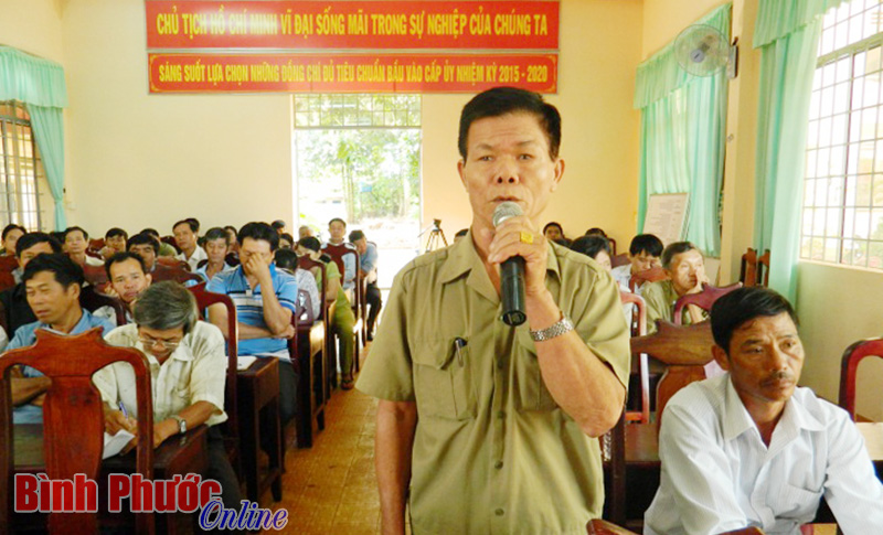 Đại biểu HĐND tỉnh tiếp x&uacute;c cử tri Đồng Ph&uacute;, Lộc Ninh, Đồng Xo&agrave;i, Chơn Th&agrave;nh