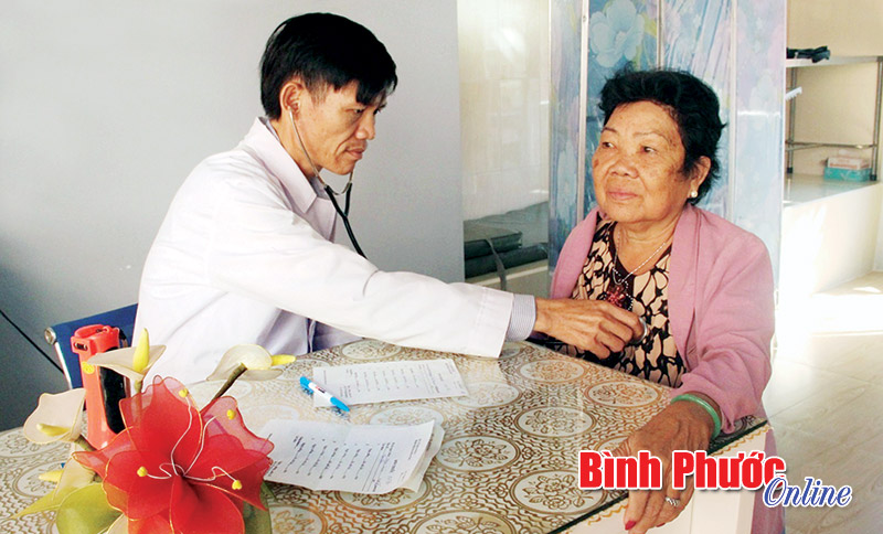 Tỏa sáng những thầy thuốc làm từ thiện