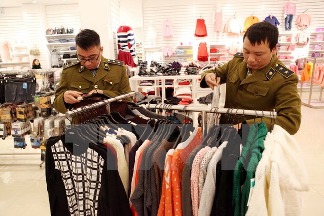 Xử l&yacute; gần 190.000 vụ vi phạm về gian lận thương mại, h&agrave;ng giả