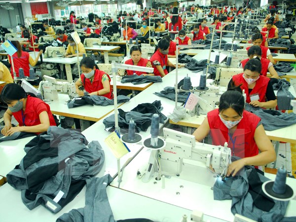 Sau 9 tháng, doanh nghiệp trong nước nhập siêu tới 15,8 tỷ USD