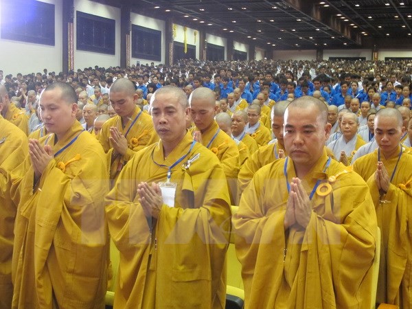 G&oacute;p &yacute; dự thảo văn kiện Đại hội XII: Ph&aacute;t huy nguồn lực c&aacute;c t&ocirc;n gi&aacute;o