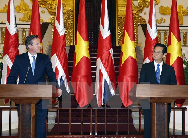 Khai trương Cơ quan T&ugrave;y vi&ecirc;n Quốc ph&ograve;ng Việt Nam tại Anh