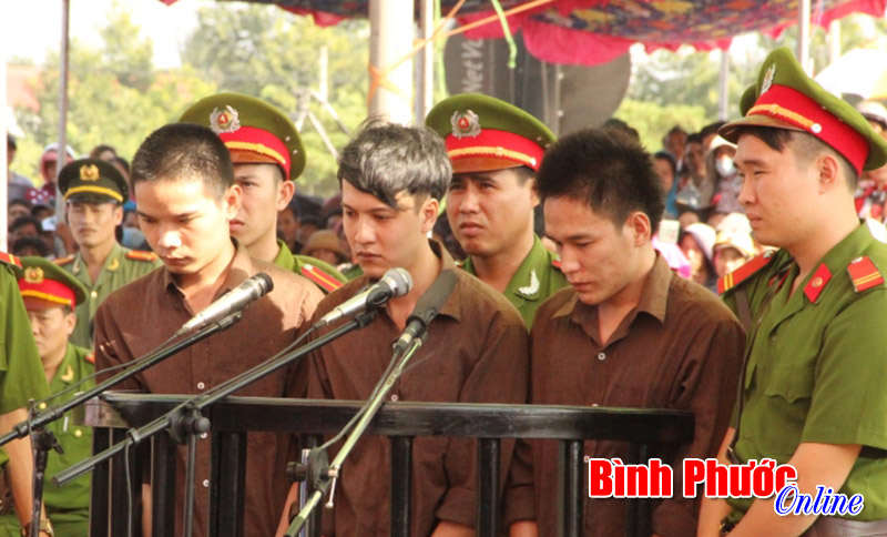 X&eacute;t xử vụ thảm s&aacute;t ở Minh Hưng: Bản &aacute;n th&iacute;ch đ&aacute;ng