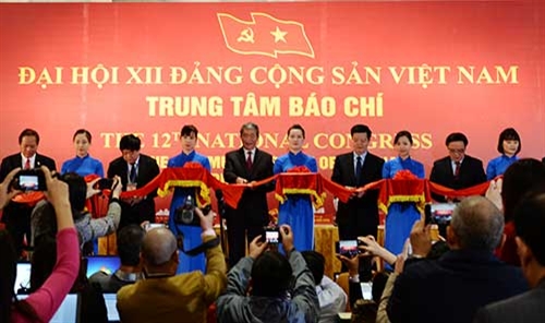 Khai trương Trung t&acirc;m B&aacute;o ch&iacute; v&agrave; họp b&aacute;o về Đại hội XII của Đảng