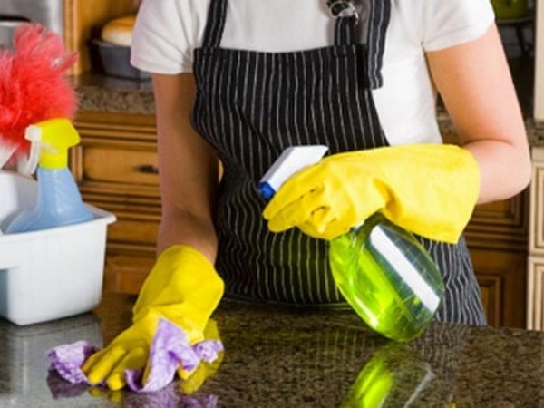 Giúp việc ngày Tết, thu nhập lên đến nửa triệu đồng mỗi ngày