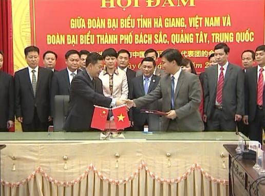 Tăng cường giao lưu hữu nghị giữa c&aacute;c tỉnh bi&ecirc;n giới Việt-Trung