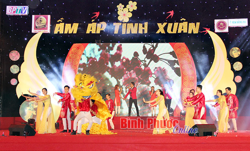 Đặc sắc chương tr&igrave;nh &ldquo;Ấm &aacute;p t&igrave;nh xu&acirc;n&rdquo;