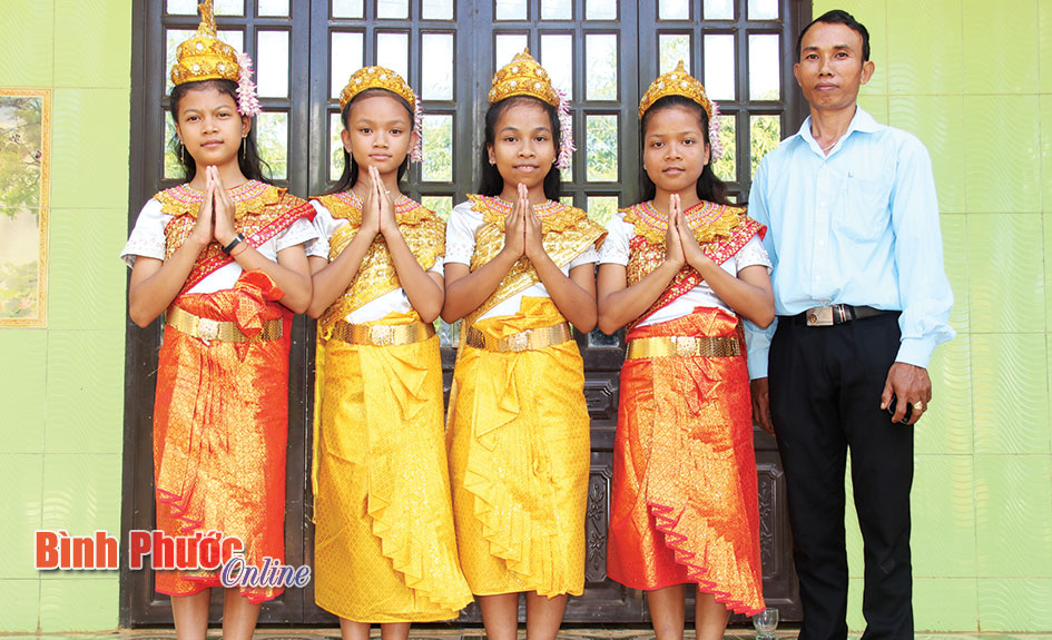 Đi tìm sự “bí ẩn” điệu múa lâm thôn