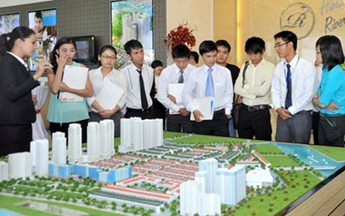 Kỳ thi sát hạch và cấp chứng chỉ hành nghề môi giới bất động sản