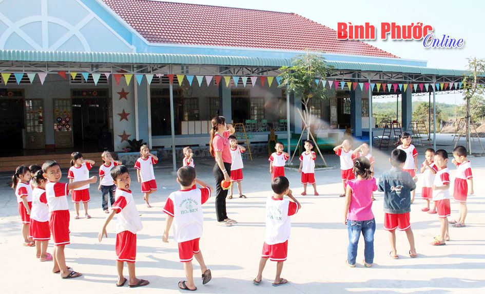 2 xã Tân Hưng và Lộc Thành phấn đấu hoàn thành phổ cập giáo dục mầm non