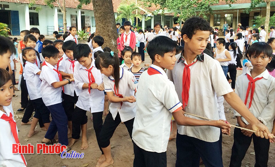 Cần phổ biến trò chơi dân gian trong trường học