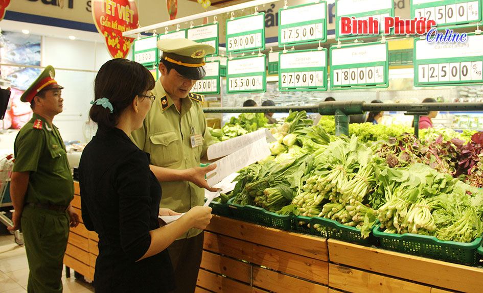 Tăng cường thanh - kiểm tra ATVSTP trước, trong và sau tết