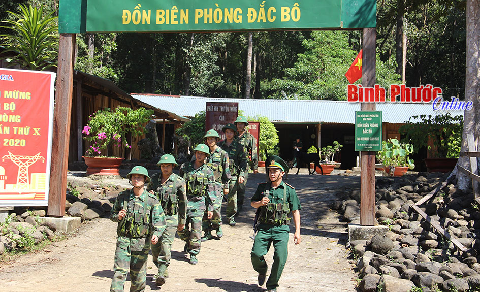 Bộ đội bi&ecirc;n ph&ograve;ng tiễn qu&acirc;n nh&acirc;n ho&agrave;n th&agrave;nh nghĩa vụ qu&acirc;n sự