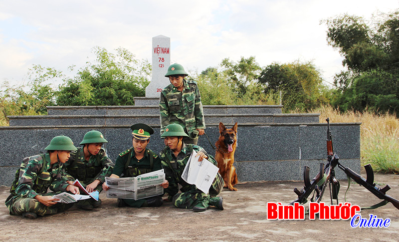 Bộ đội bi&ecirc;n ph&ograve;ng hướng về Đại hội Đảng to&agrave;n quốc lần thứ XII