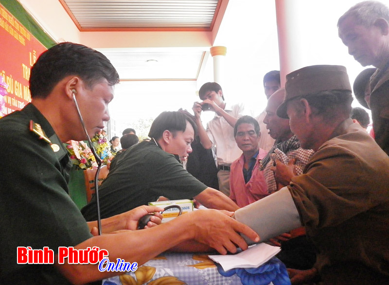 Chuyện người thầy thuốc ở Trạm qu&acirc;n d&acirc;n y B&ugrave; Gia Mập